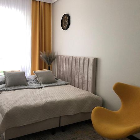 Komfortowe Apartamenty Kielce Klonowa ,Ogrodek, Garaz Podziemny, Samodzielne Wejscie Na Kod 24H エクステリア 写真