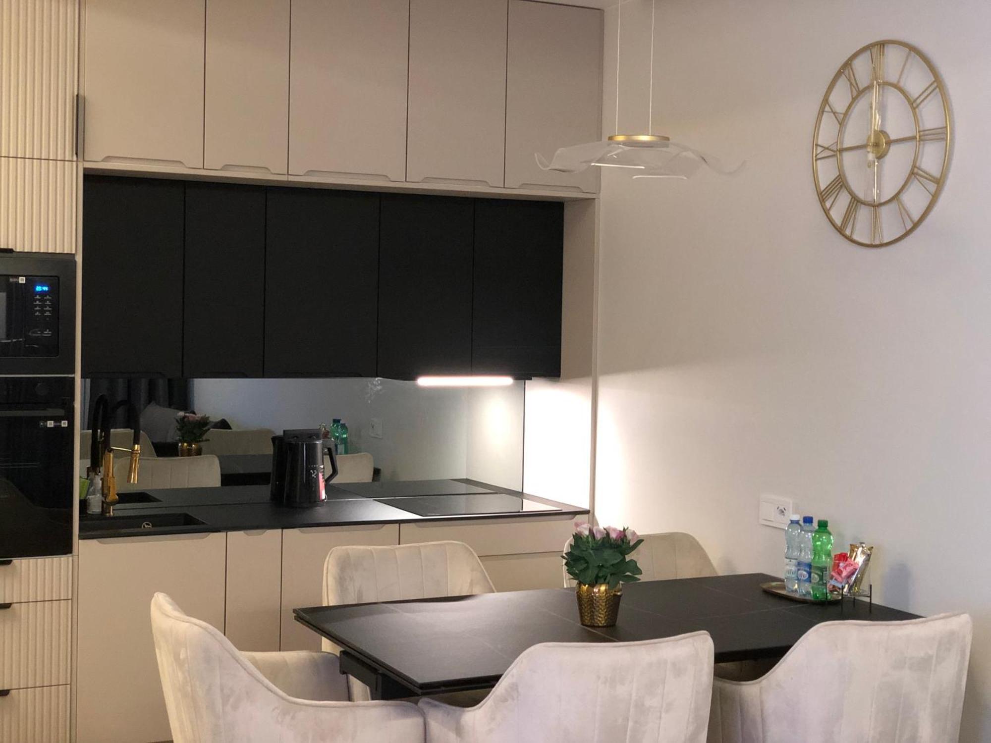Komfortowe Apartamenty Kielce Klonowa ,Ogrodek, Garaz Podziemny, Samodzielne Wejscie Na Kod 24H エクステリア 写真
