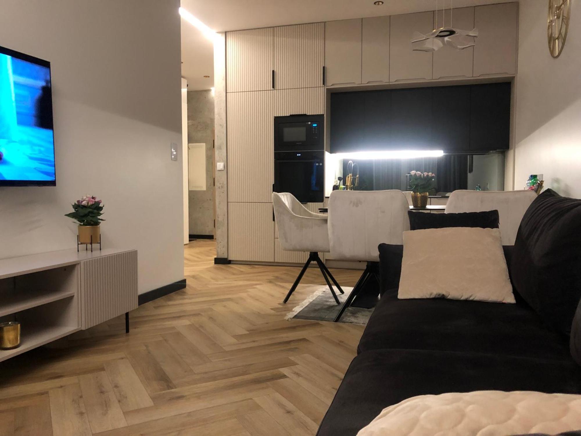 Komfortowe Apartamenty Kielce Klonowa ,Ogrodek, Garaz Podziemny, Samodzielne Wejscie Na Kod 24H エクステリア 写真