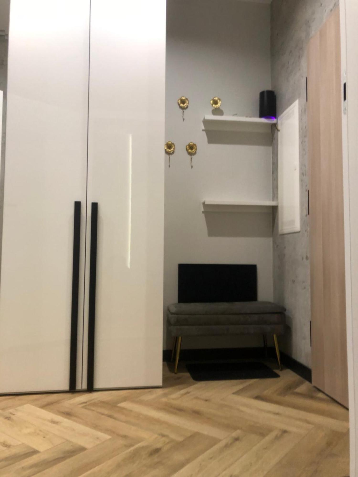 Komfortowe Apartamenty Kielce Klonowa ,Ogrodek, Garaz Podziemny, Samodzielne Wejscie Na Kod 24H エクステリア 写真