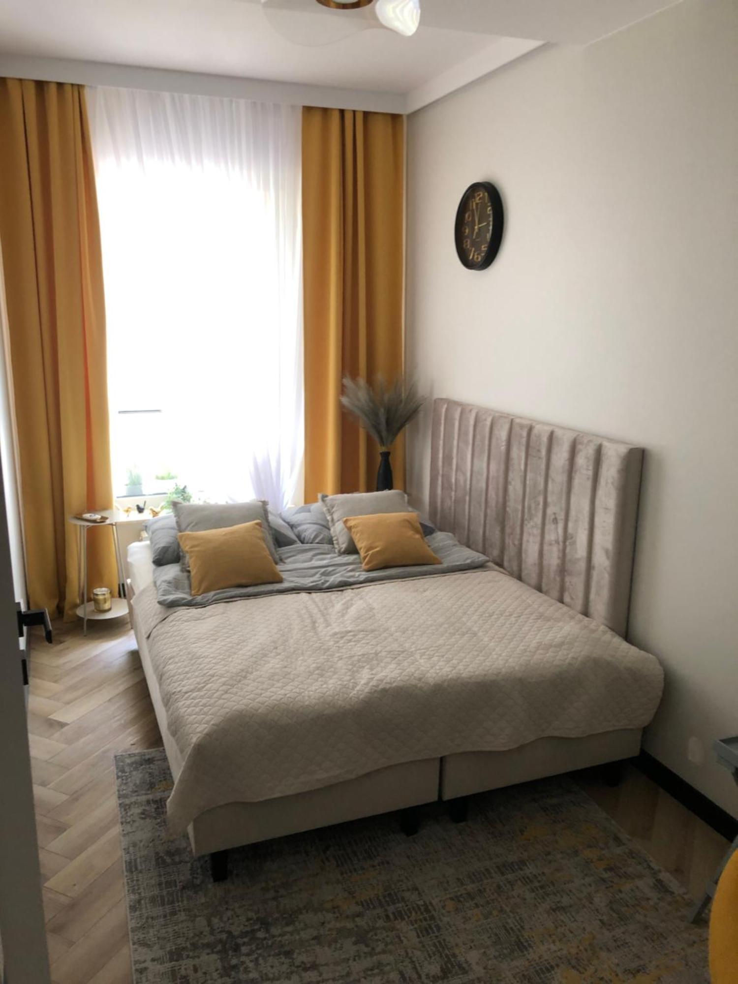 Komfortowe Apartamenty Kielce Klonowa ,Ogrodek, Garaz Podziemny, Samodzielne Wejscie Na Kod 24H エクステリア 写真