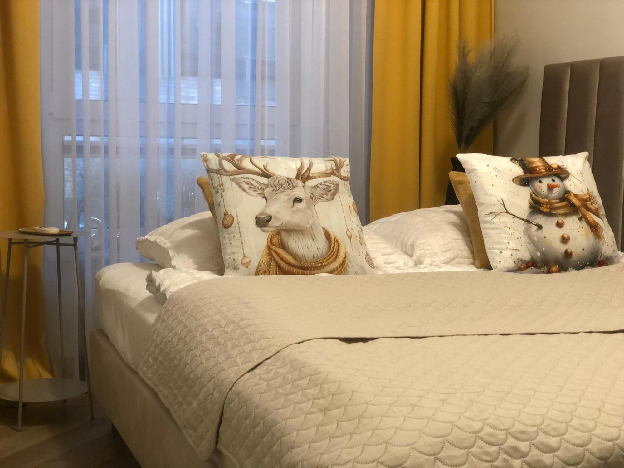 Komfortowe Apartamenty Kielce Klonowa ,Ogrodek, Garaz Podziemny, Samodzielne Wejscie Na Kod 24H エクステリア 写真